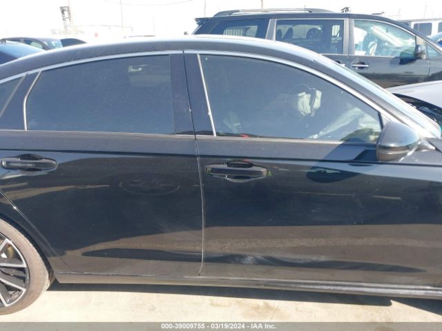 1HGCY2F8XRA000207 Honda Accord Hybrid Touring