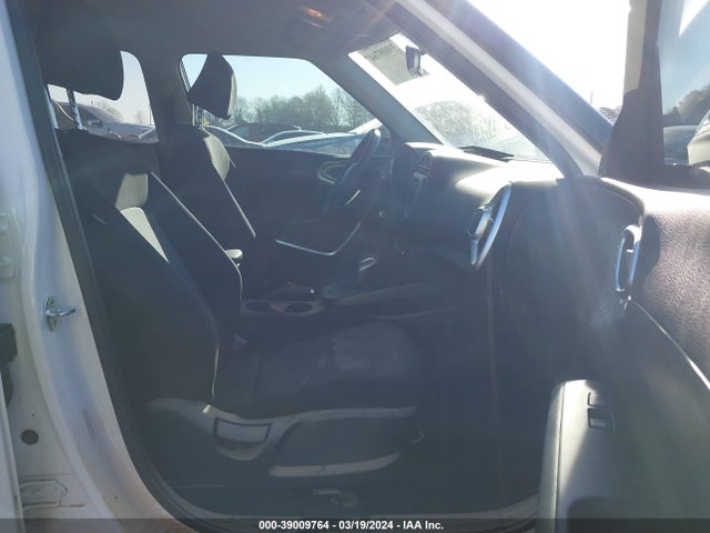 KIA SOUL LX 2022 KNDJ23AU0N7163974 Image 5