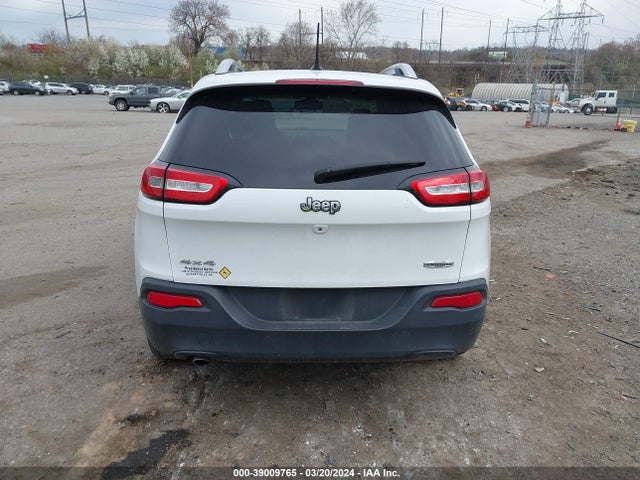 Jeep Cherokee Latitude 2015 1C4PJMCB0FW647827 Image 16