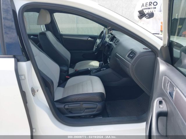 3VWD17AJ8GM292998 Volkswagen Jetta 1.8t Sport
