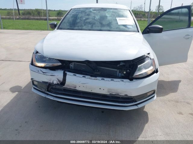 3VWD17AJ8GM292998 Volkswagen Jetta 1.8t Sport