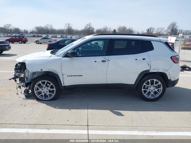 Jeep Compass Latitude Lux 4x4 2022 3C4NJDFB4NT213028 Image 15
