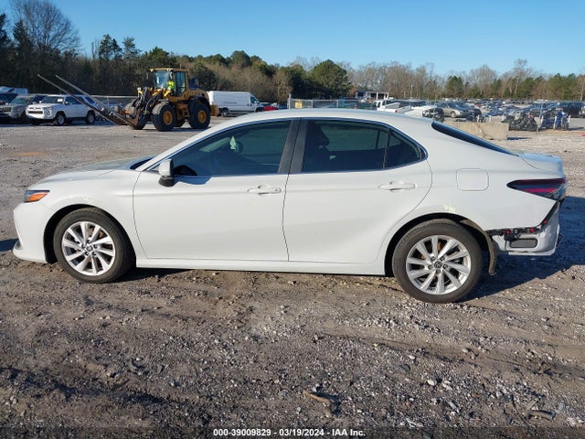 Toyota CAMRY LE 2024 4T1C11AK2RU192507 Image 15
