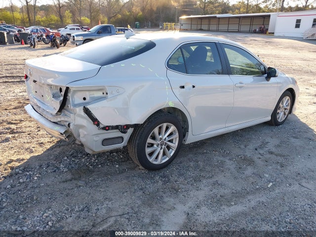 Toyota CAMRY LE 2024 4T1C11AK2RU192507 Image 4