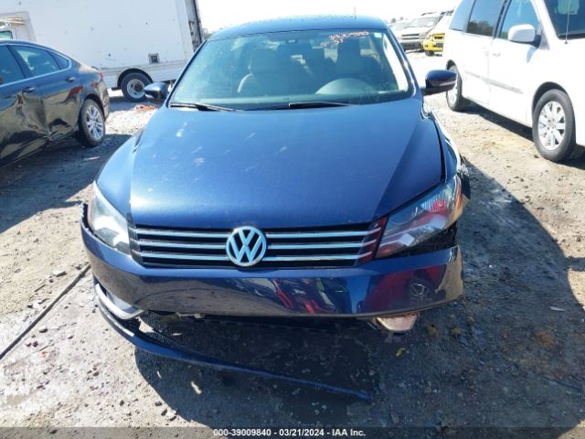 1VWBT7A3XFC005342 Volkswagen Passat 1.8t Se