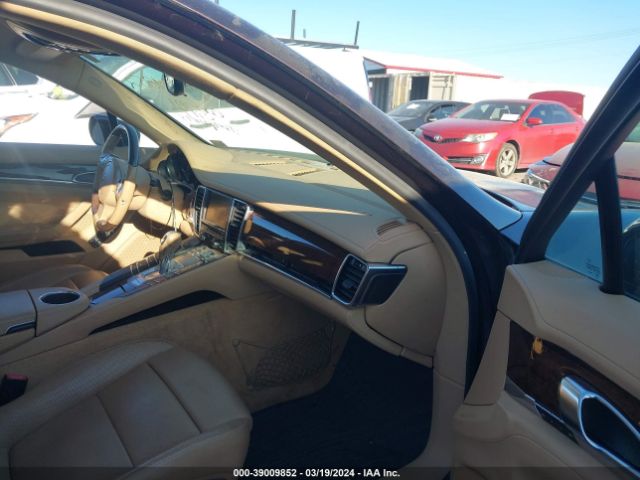 2011 PORSCHE PANAMERA WP0AA2A72BL019191 Photo 4
