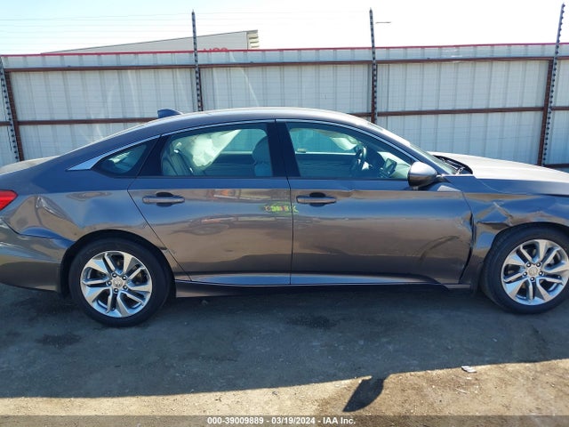 Honda ACCORD LX 2018 1HGCV1F1XJA153602 Image 13