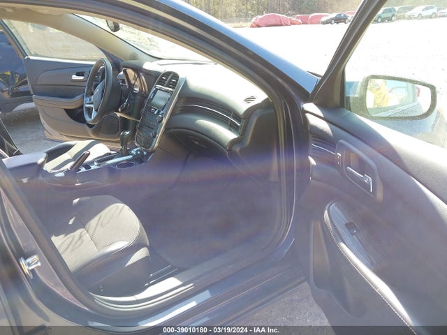 Chevrolet MALIBU 1LT 2015 1G11C5SL8FF316020 Image 5