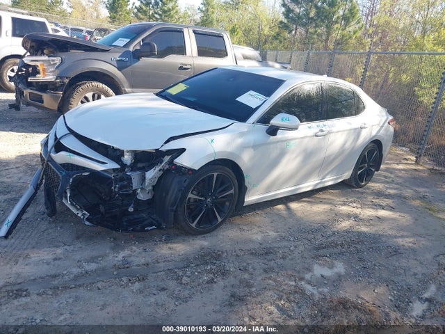 Toyota CAMRY XSE 2020 4T1K61AK5LU875628 Image 2
