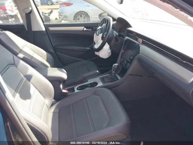 1VWWA7A36LC012470 Volkswagen Passat 2.0t Se