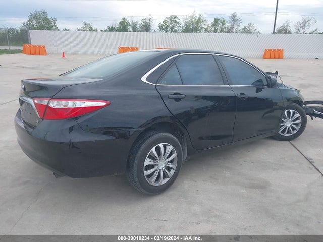 Toyota CAMRY LE 2016 4T4BF1FKXGR532317 Image 4
