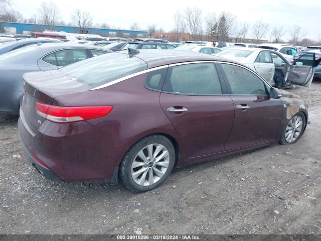 KIA OPTIMA EX 2017 5XXGU4L39HG144799 Image 4