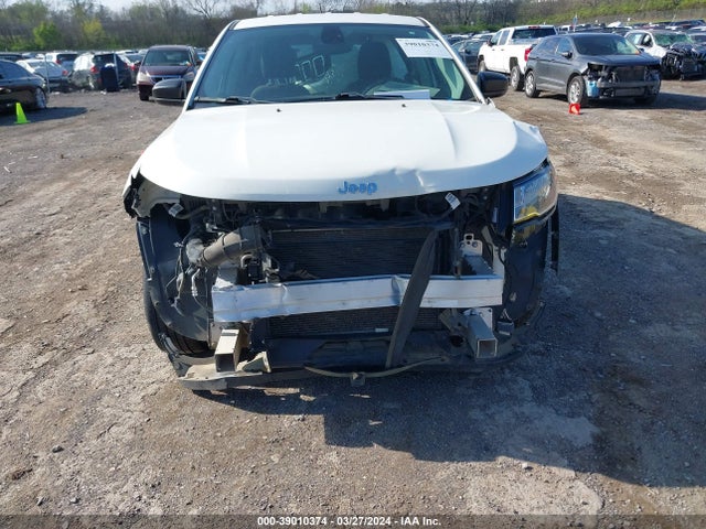 3C4NJCABXJT326896 Jeep Compass Sport Fwd