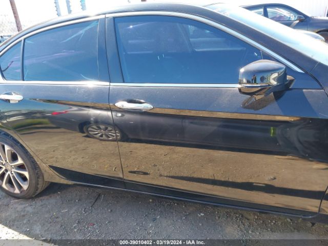 1HGCR3F94EA005201 Honda Accord Touring