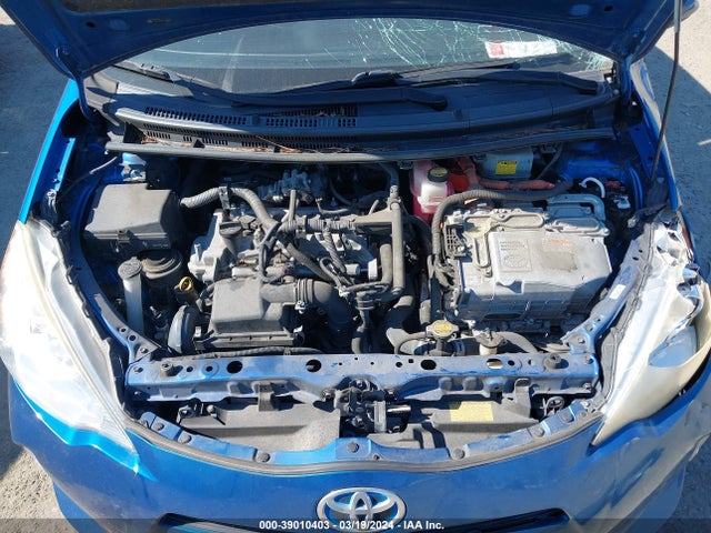 Toyota Prius C Three 2014 JTDKDTB37E1078444 Image 10