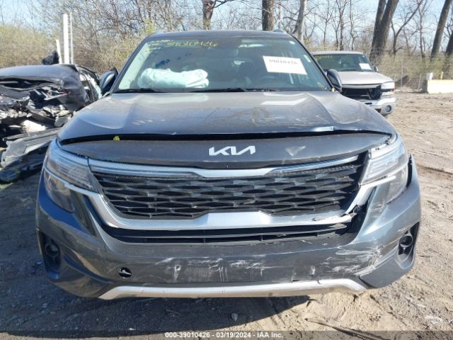KNDERCAA2N7286811 KIA SELTOS EX
