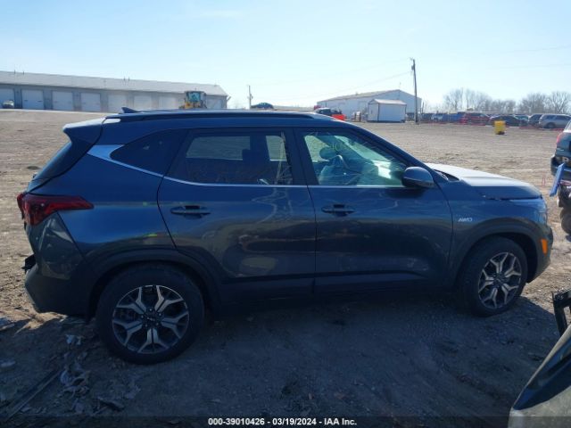 KNDERCAA2N7286811 KIA SELTOS EX