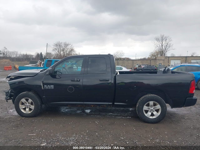 RAM 1500 Express Quad Cab 4x4 6'4 Box 2017 1C6RR7FG4HS726350 Image 15