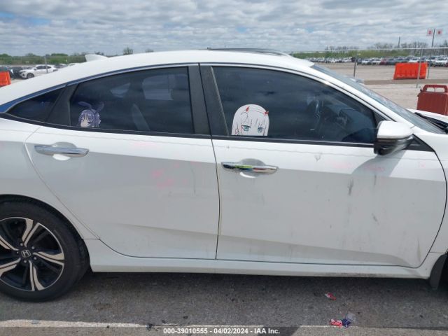 JHMFC1F95JX007983 Honda Civic Touring