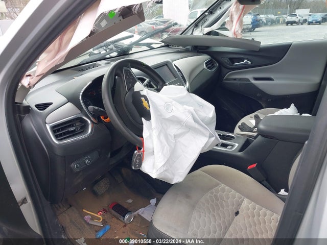Chevrolet EQUINOX LS 2018 2GNAXREVXJ6339230 Image 5