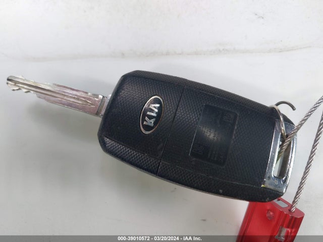 KIA FORTE LX 2017 3KPFL4A76HE115788 Image 11