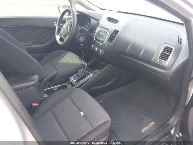 KIA FORTE LX 2017 3KPFL4A76HE115788 Image 5
