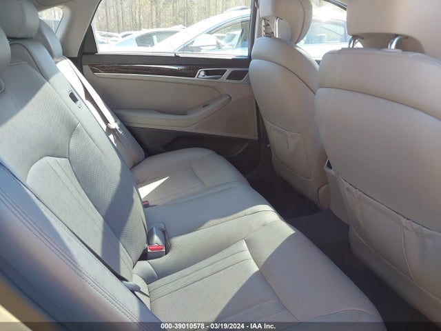 Hyundai Genesis 3.8 2015 KMHGN4JE2FU074440 Image 8