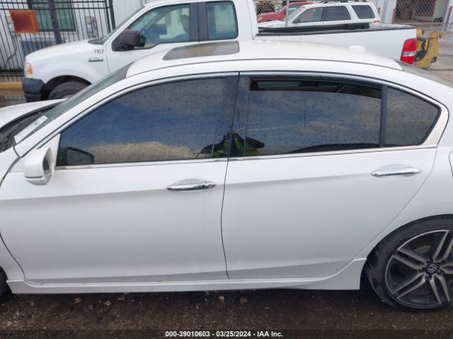 1HGCR3F99HA022967 Honda Accord Touring V6