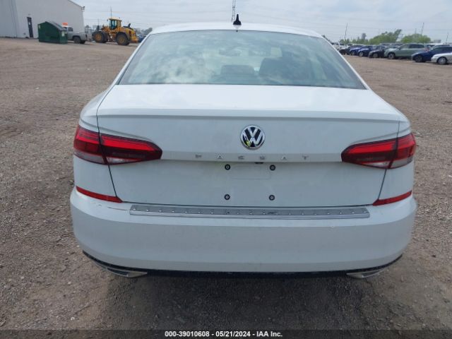 1VWMA7A33MC011186 Volkswagen Passat 2.0t R-line