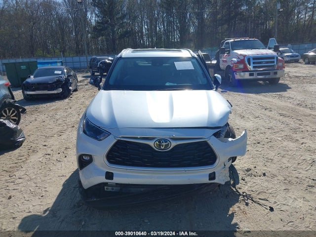 Toyota Highlander Xle 2023 5TDKDRAH2PS011269 Image 12