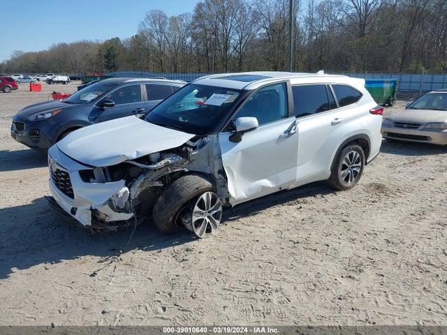 Toyota Highlander Xle 2023 5TDKDRAH2PS011269 Image 2