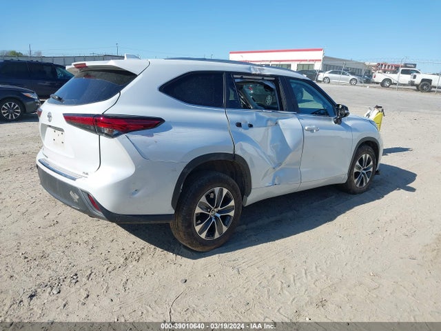 Toyota Highlander Xle 2023 5TDKDRAH2PS011269 Image 4