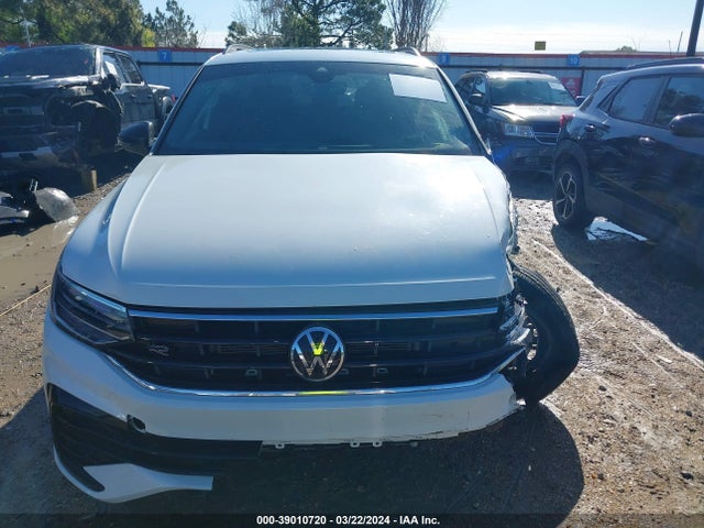 3VV8B7AX6NM143106 Volkswagen Tiguan 2.0t Se R-line Black
