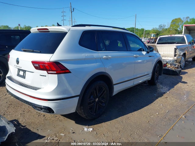 3VV8B7AX6NM143106 Volkswagen Tiguan 2.0t Se R-line Black