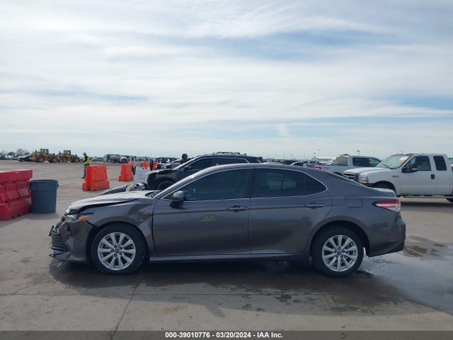 Toyota CAMRY LE 2019 4T1B11HK0KU183196 Image 14