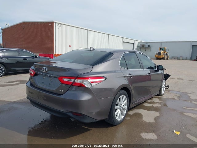 Toyota CAMRY LE 2019 4T1B11HK0KU183196 Image 4