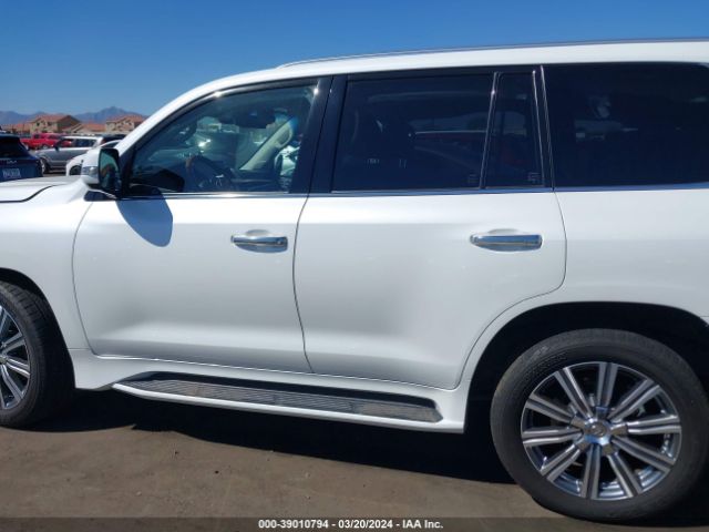 JTJHY7AX5G4189941 Lexus LX 570