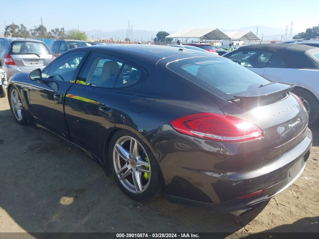 2015 PORSCHE PANAMERA E-HYBRID WP0AD2A74FL041612 Photo 2