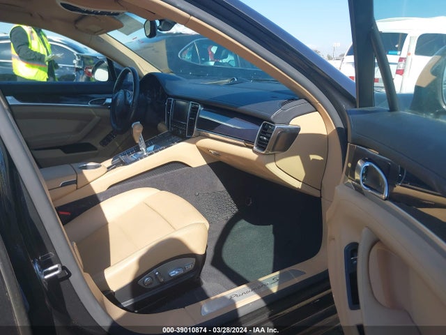 2015 PORSCHE PANAMERA E-HYBRID WP0AD2A74FL041612 Photo 4