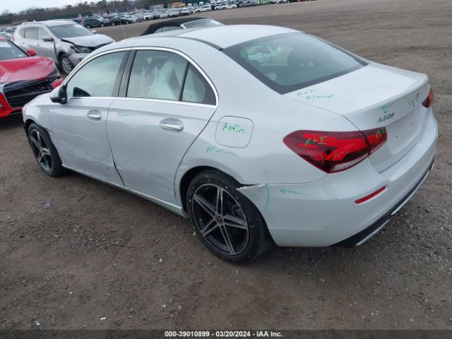 W1K3G4EB0MJ296671 Mercedes-Benz A 220