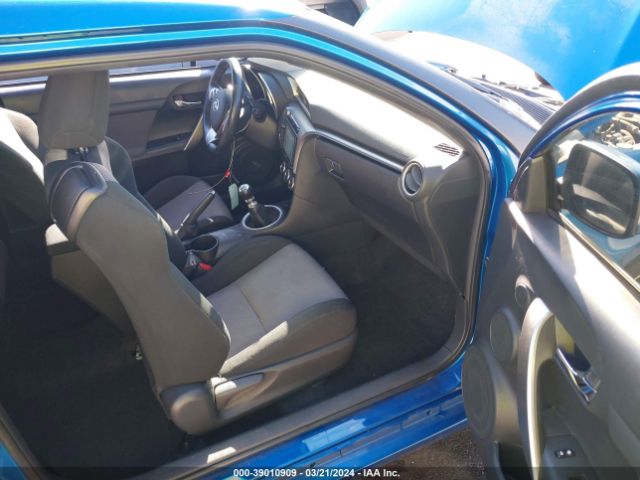 JTKJF5C72GJ015024 Scion TC