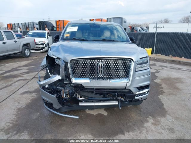5LMJJ2LTXMEL21337 Lincoln Navigator Reserve