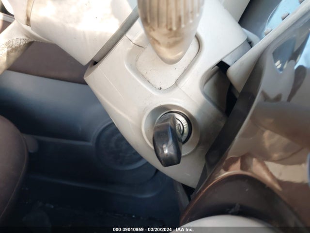 2013 FIAT 500 3C3CFFAR3DT529225 Photo 10