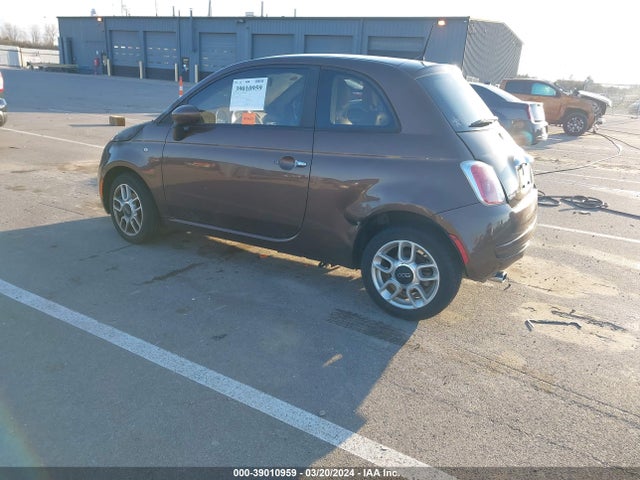 2013 FIAT 500 3C3CFFAR3DT529225 Photo 2