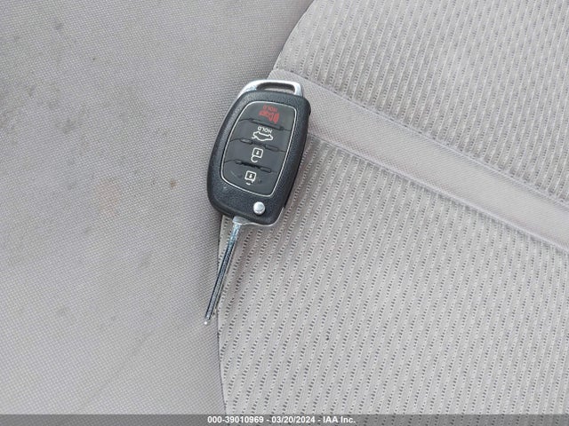 Hyundai SONATA SE 2016 5NPE24AF0GH329370 Image 11