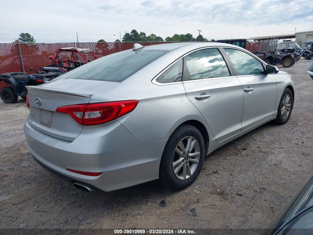 Hyundai SONATA SE 2016 5NPE24AF0GH329370 Image 4