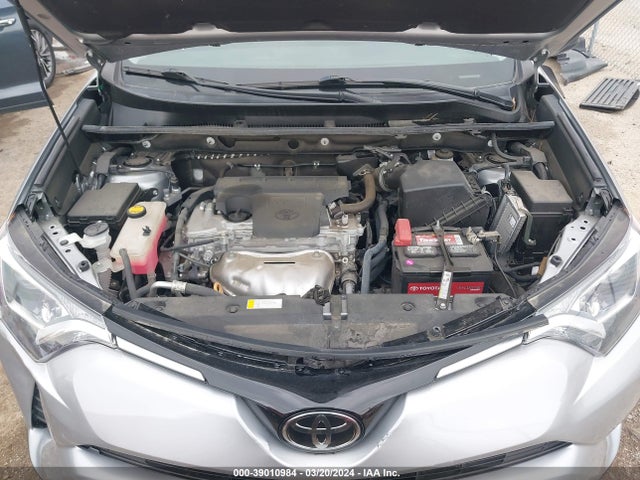 Toyota RAV4 LE 2018 2T3ZFREVXJW443932 Image 10