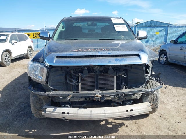 5TFHY5F15EX385384 Toyota Tundra Limited 5.7l V8