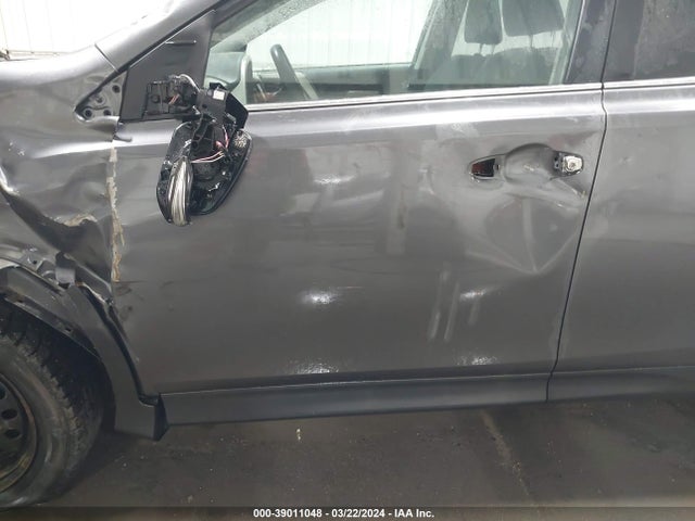 Toyota Rav4 Xle 2015 2T3RFREV7FW287999 Image 17