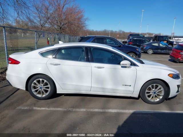 3FA6P0MU8KR125761 Ford Fusion Hybrid Sel